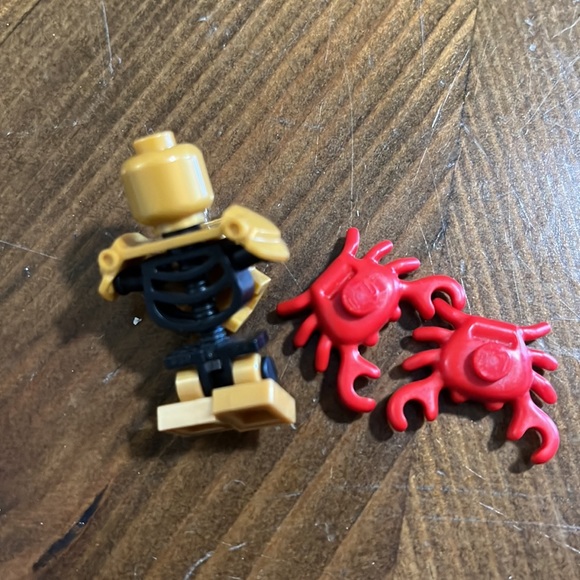 Lego mini figure 17 - Picture 8 of 9